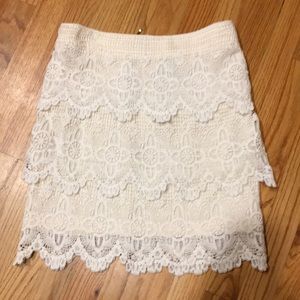 Dynamite lace skirt. Size small
